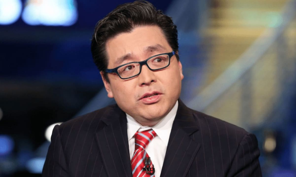 Bitcoin Could Reach $100,000 by The End of 2021: Fundstrat's Tom Lee