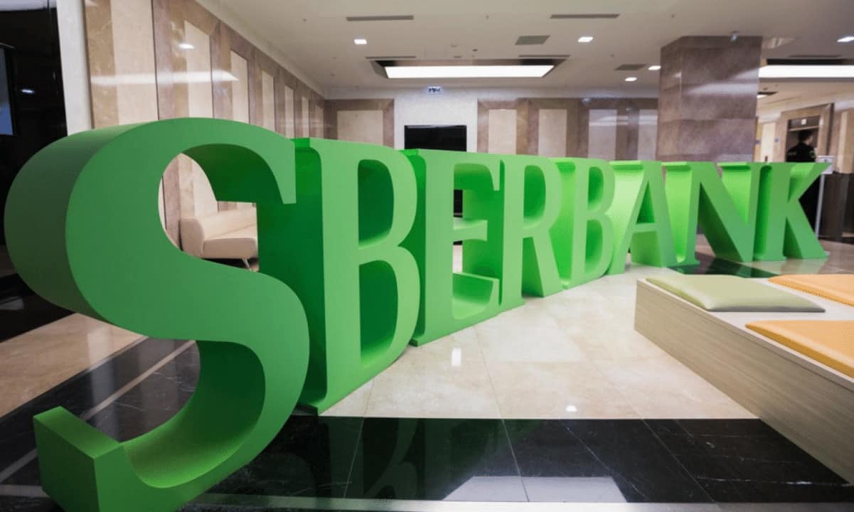 Bullish? Russian Court Orders SberBank to Restore Access to Blocked Account Involved in Bitcoin Trading