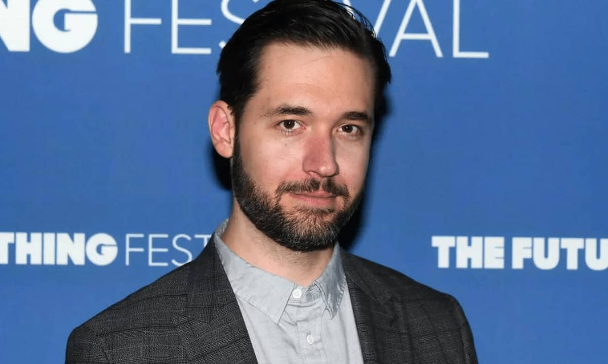 Alexis Ohanian's VC Firm to Invest $177 Million in Cryptocurrencies (Report)