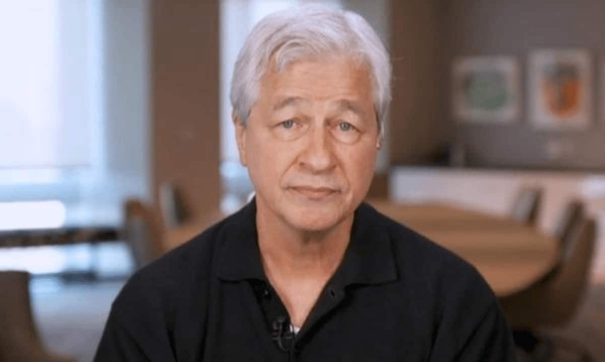 JPMorgan CEO Slams Crypto Again, Calls Bitcoin 'Decentralized Ponzi Scheme'