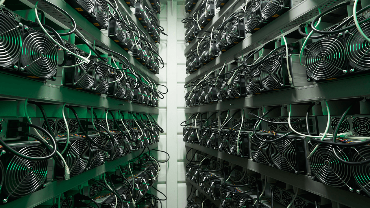 Hashprice Below $40? Mining Report Paints a Stark Picture for Bitcoin Miners